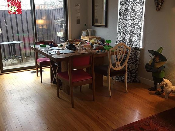 Sunny and charming living spaces