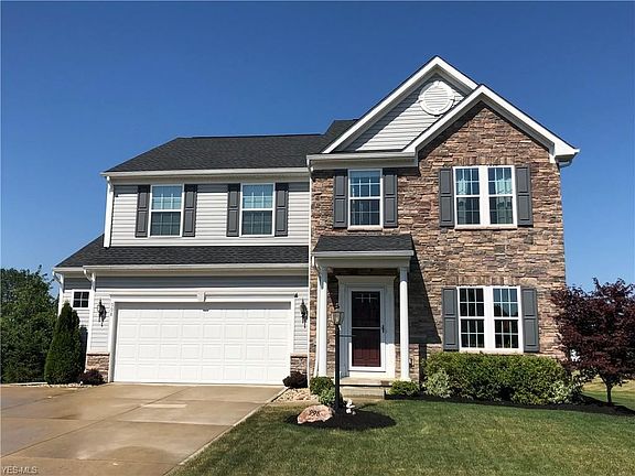 2nd image of 998 Overton Dr