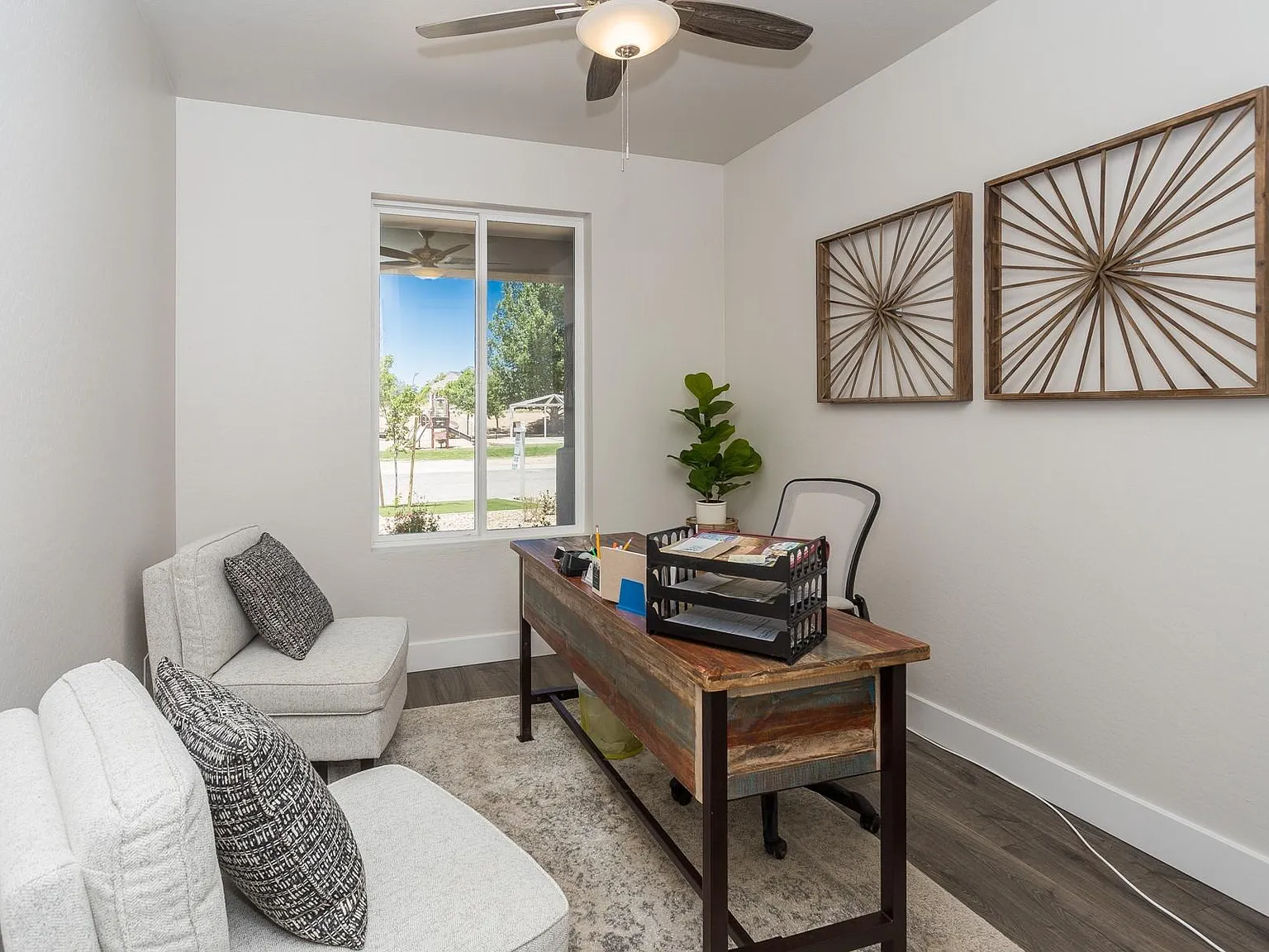 524 Allerton Way — Photo 3