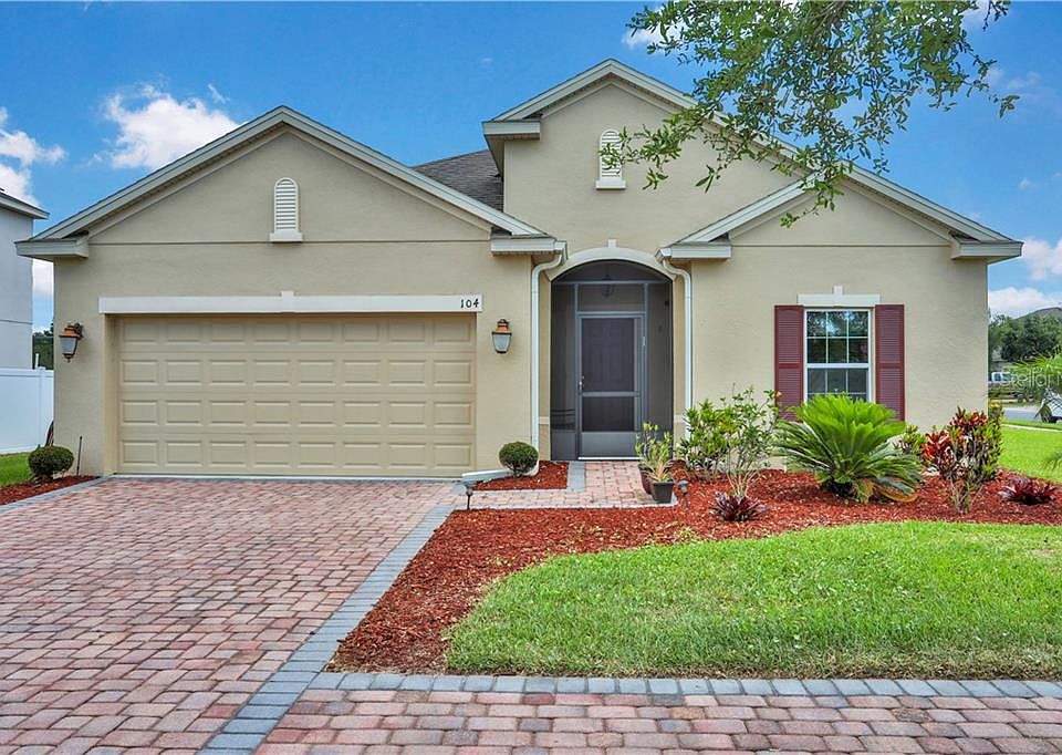 1st image of 104 Lake Davenport Cir