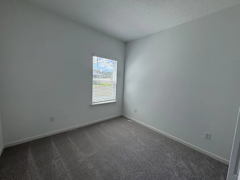 62 Kingsley Park Way St — Photo 12