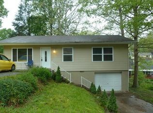 319 Fayette Ave, Fayetteville, WV 25840