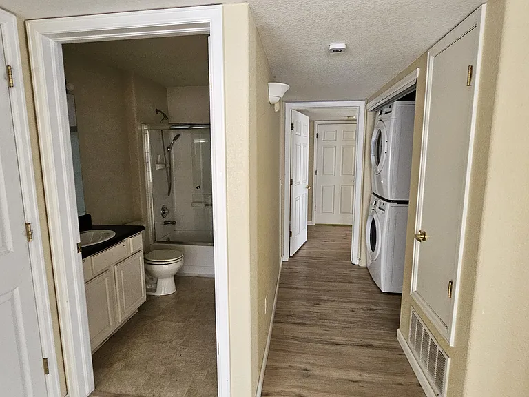 1435 S Galena Way #203 — Photo 5