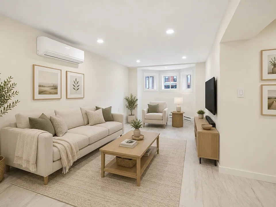 62.5 Oak St #1
