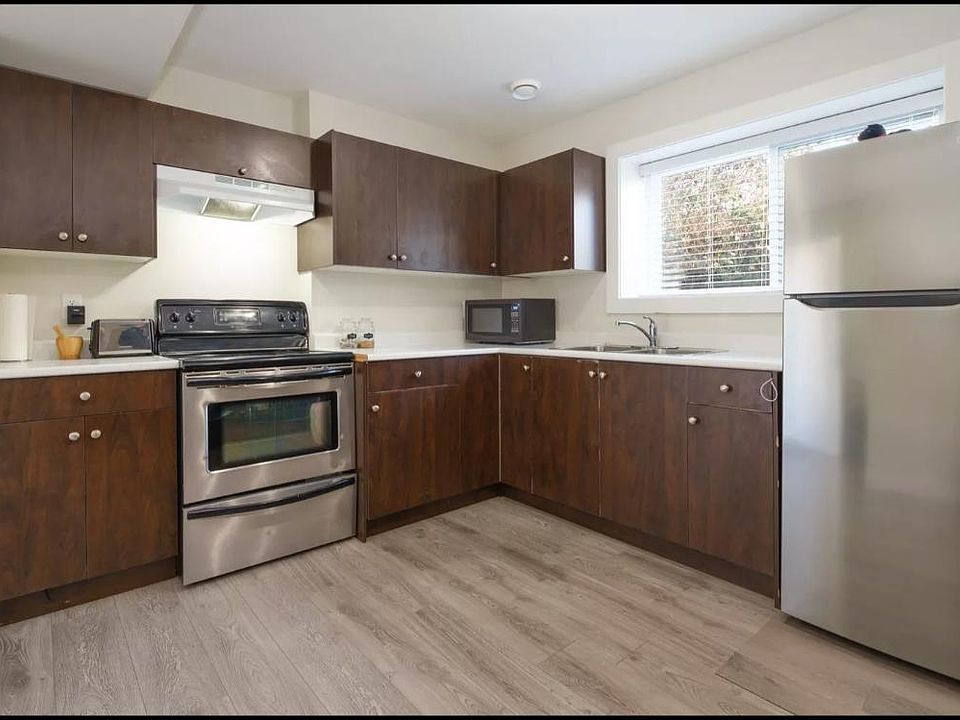 2nd image of 24303 101a Ave