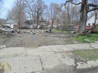 13217 Manning St, Detroit, MI 48205