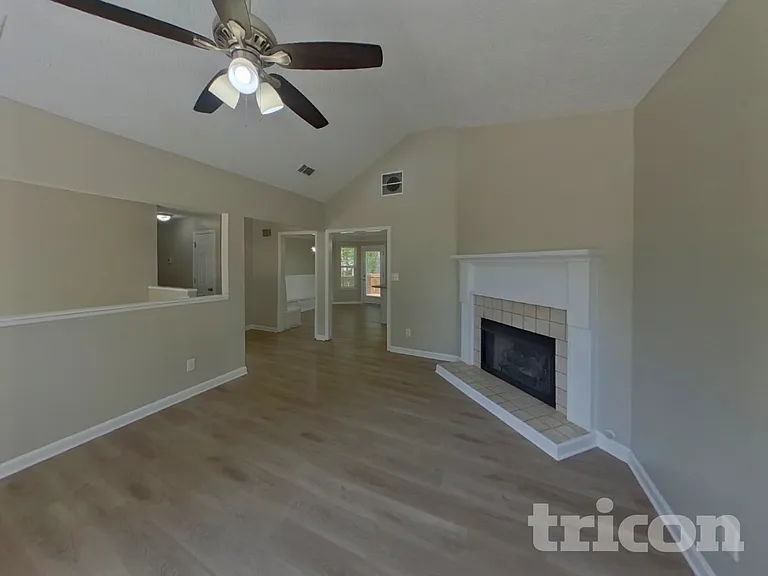 760 Country Lake Ct — Photo 3