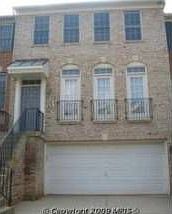 2nd image of 33 Calabash Ct