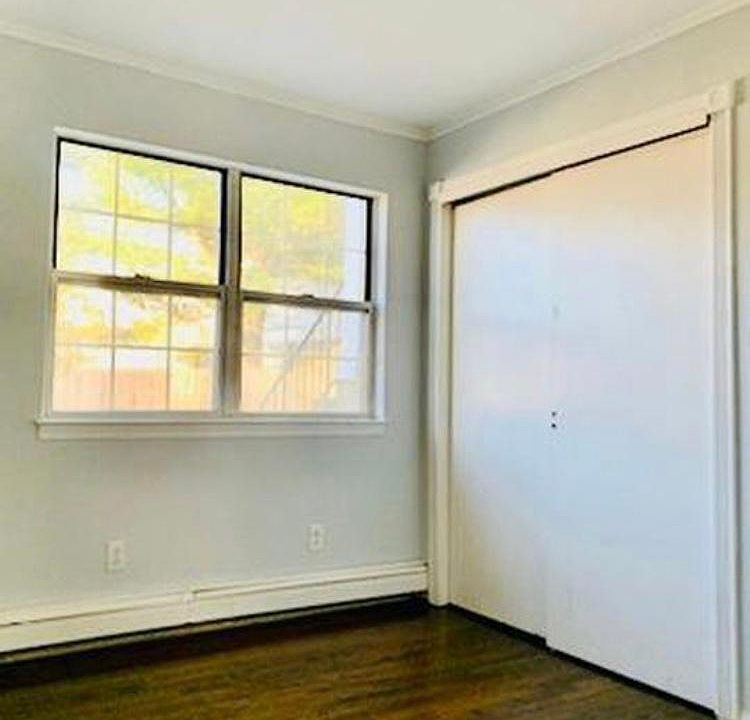 21 Mill River Rd Oyster Bay NY Zillow