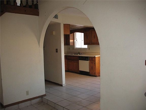 5th image of 11871 Prado Del Sol Dr