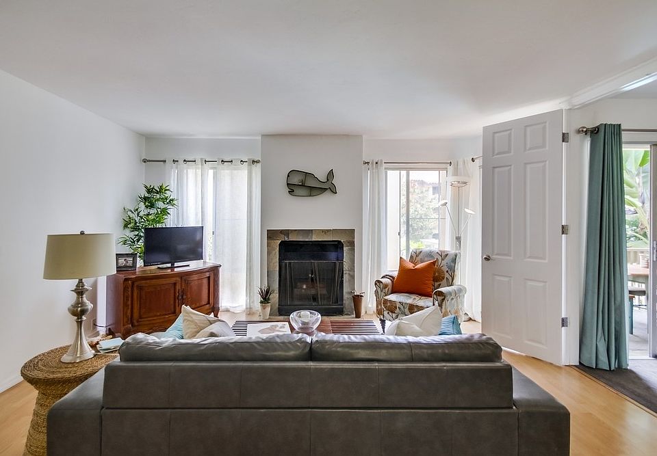 1st image of 4600 Lamont St #230