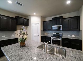 321 Red Fox Ln, Denton, TX 76210