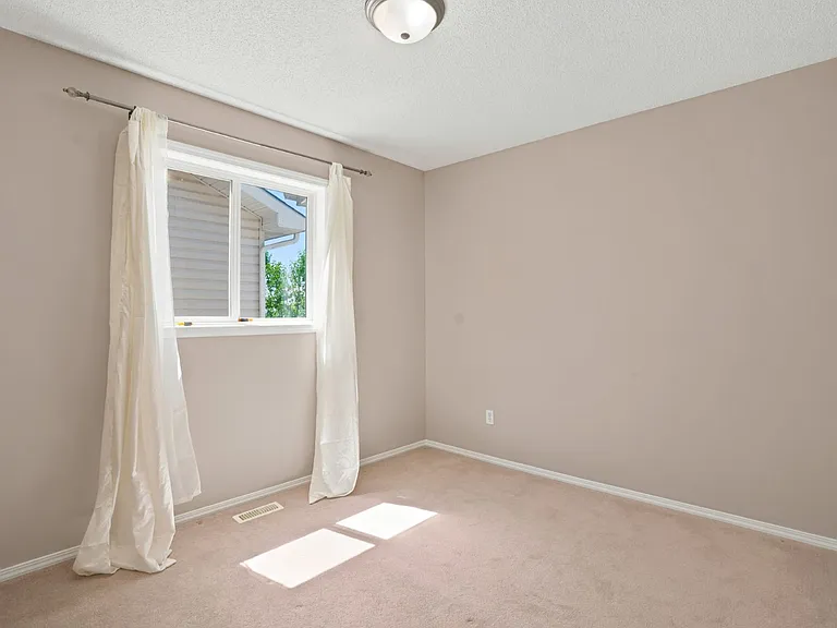 88 Rockyledge Cres NW #88 — Photo 42
