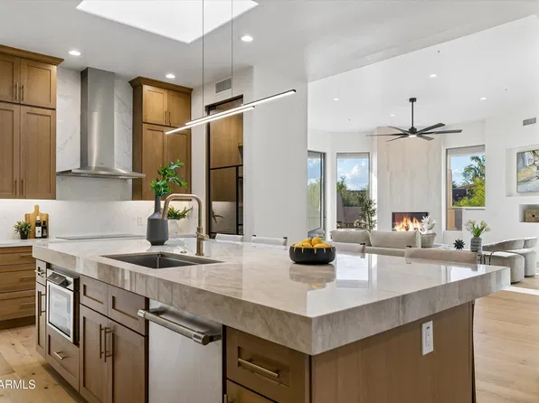 10962 E DALE Lane, Scottsdale, AZ 85262