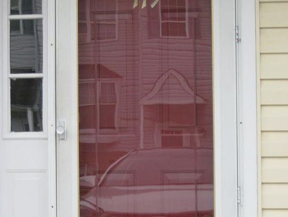 2nd image of 119 Valerie Ln