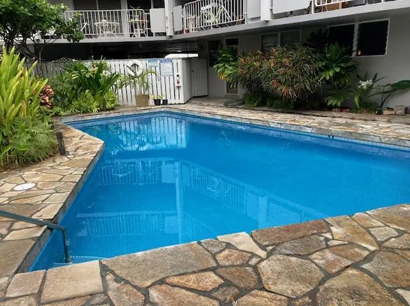 3121 Pualei Cir APT 13, Honolulu, HI 96815