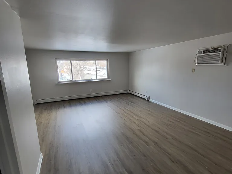 2109 E Rand St #3B — Photo 6