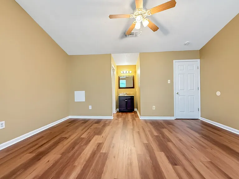 5149 Basinview Dr — Photo 20
