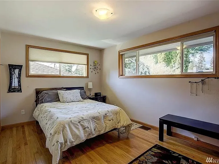 8630 Holly Ln — Photo 7