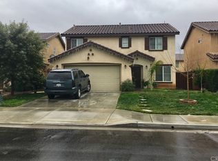 1051 Marigold Dr, Perris, CA 92571
