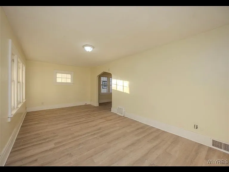 2260 Weston Ave #1 — Photo 3