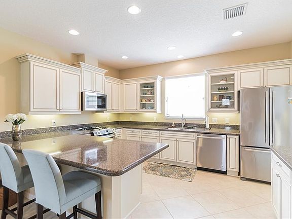 3rd image of 367 Salt Marsh Ln