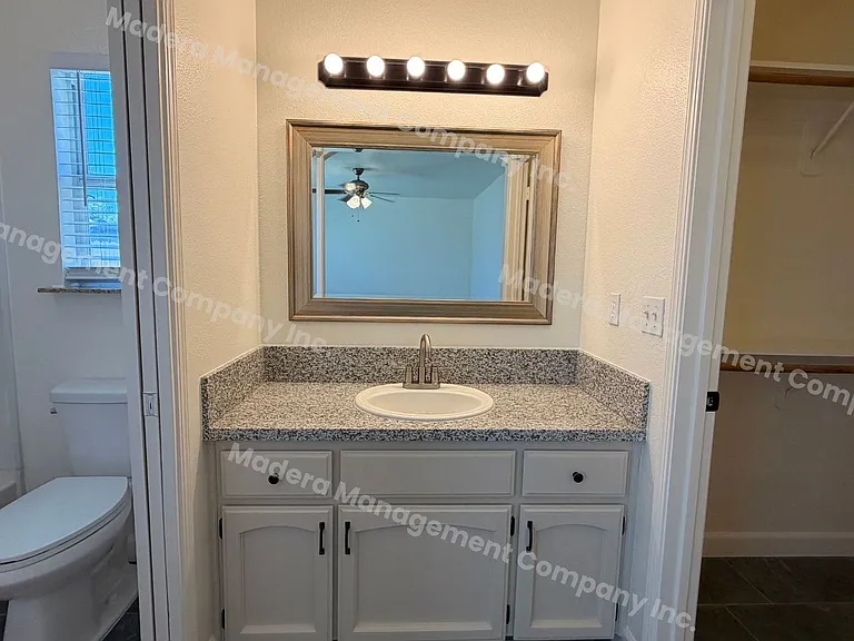 636 Macadamia Ave — Photo 15