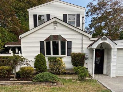 19 Doris Dr, Mastic Beach, NY, 11951