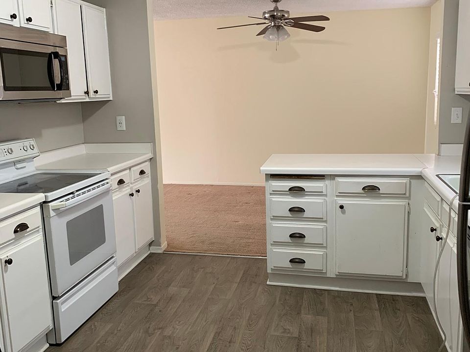 Kitchen with Built Ins