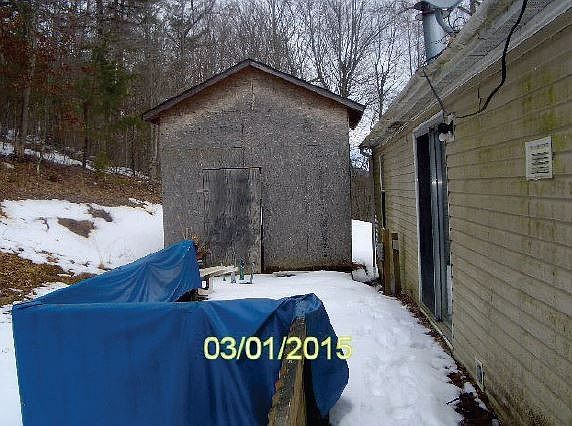 2nd image of 3535 Valley Rd