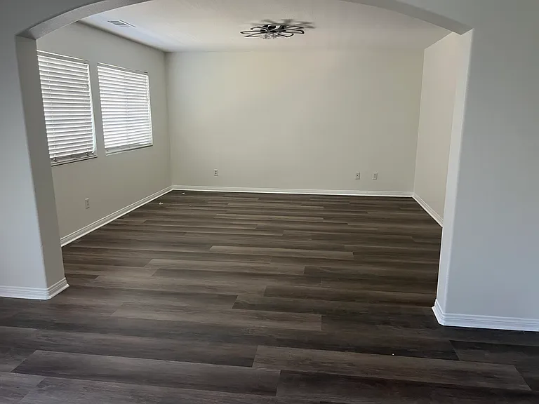 2264 Shanna Carle Dr — Photo 18