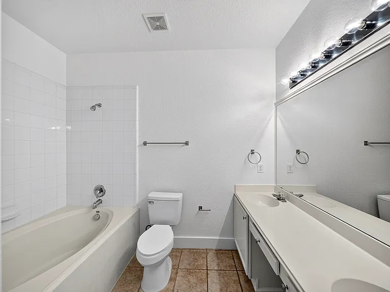 11630 La Grange Dr — Photo 19