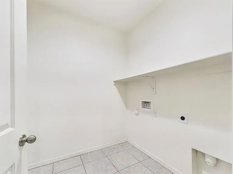35269 W Santa Clara Ave — Photo 17