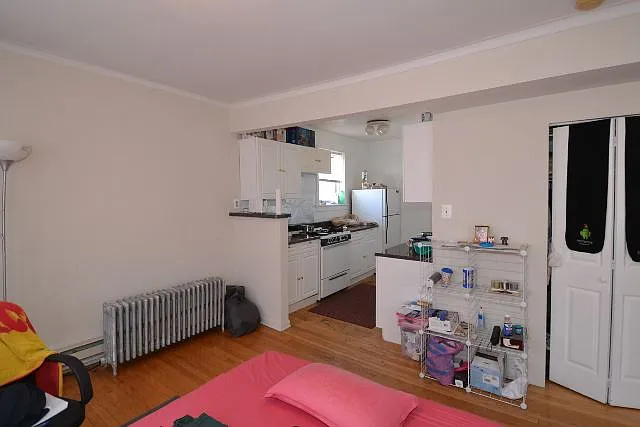 3839 N Greenview Ave #W4 — Photo 4
