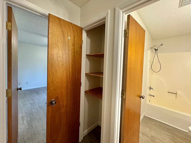 415 Cranbrook Ave SE #17 — Photo 10