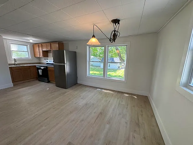 12 Edmunds Ln — Photo 12