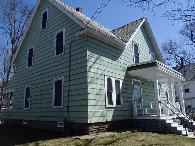 1st image of 32 Oakland St
