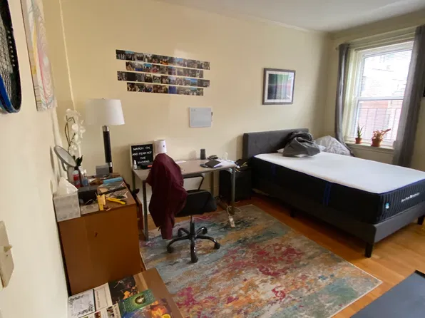 19 Queensberry St APT 17, Boston, MA 02215