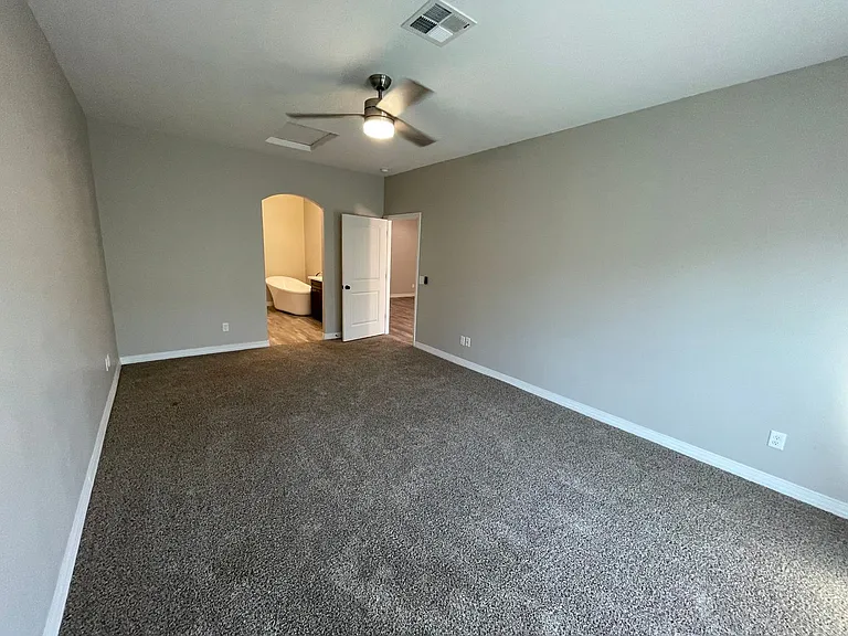 344 E Orchid St — Photo 16