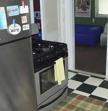 2nd image of 5149 Rosslyn Ave