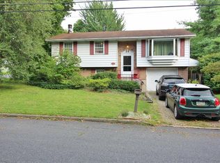 3400 Division St, Easton, PA 18045