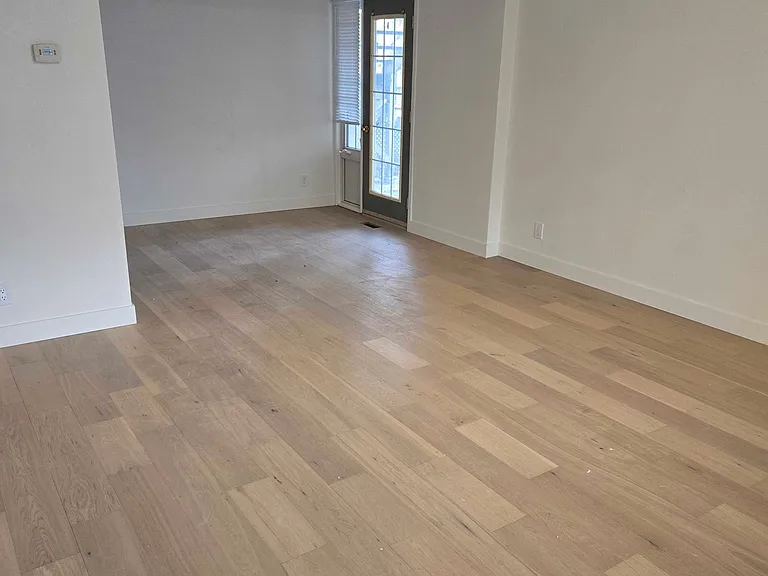 61 Vanier Dr #MAIN LEVEL — Photo 3