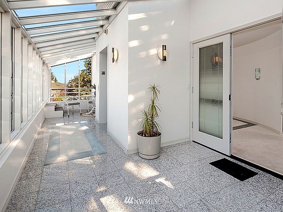 3rd image of 8005 SE 33rd Place #PH