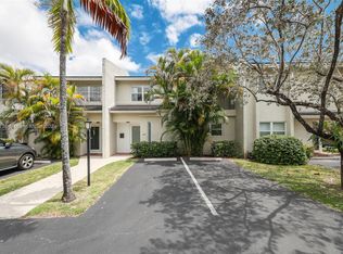 6225 SW 78th St #1C, South Miami, FL 33143