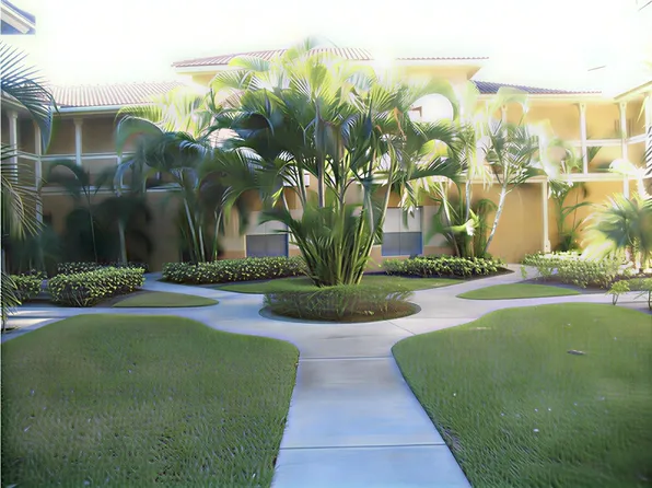 4767 Via Palm Lks, West Palm Beach, FL