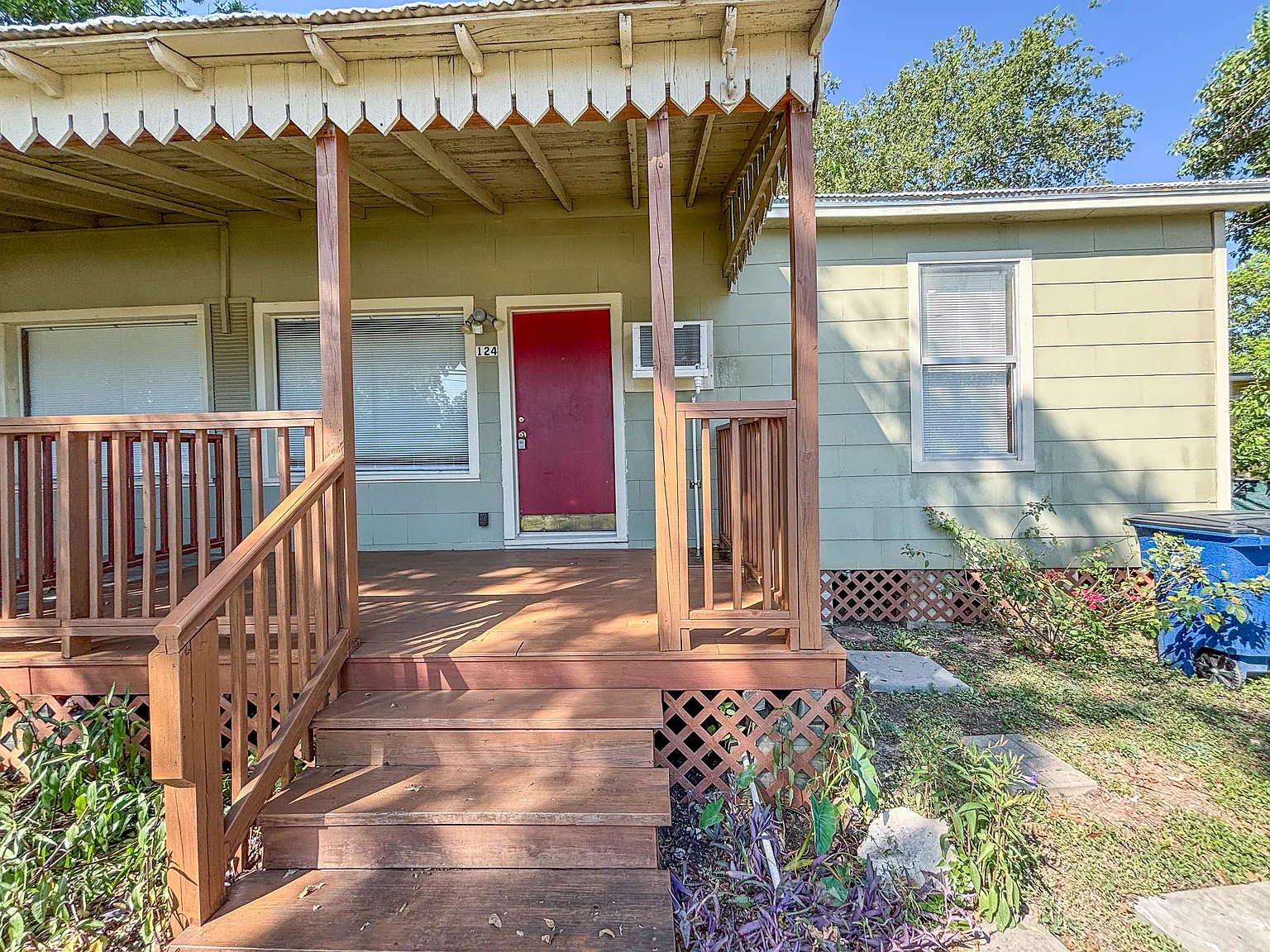124 South Krueger Avenue - 1 — Photo 2