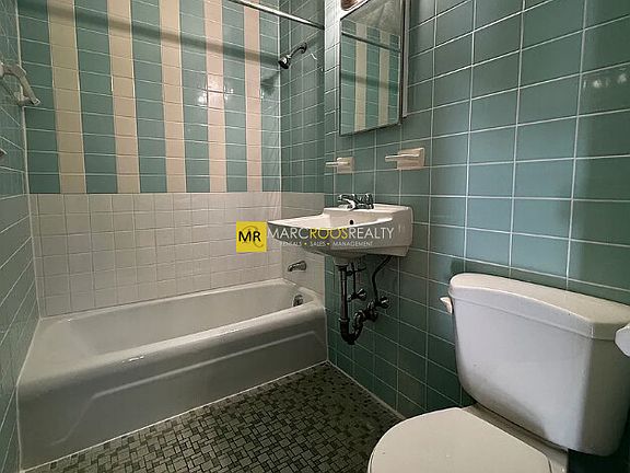 3rd image of 64 Brighton Ave APT 112