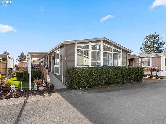3rd image of 18485 SW Pacific Dr Unit 53