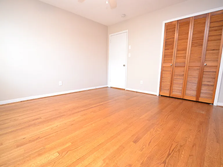5133 Lundy Dr — Photo 25