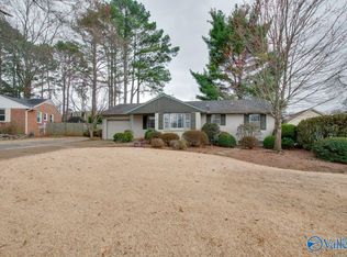 6521 Chadwell Rd SW, Huntsville, AL 35802